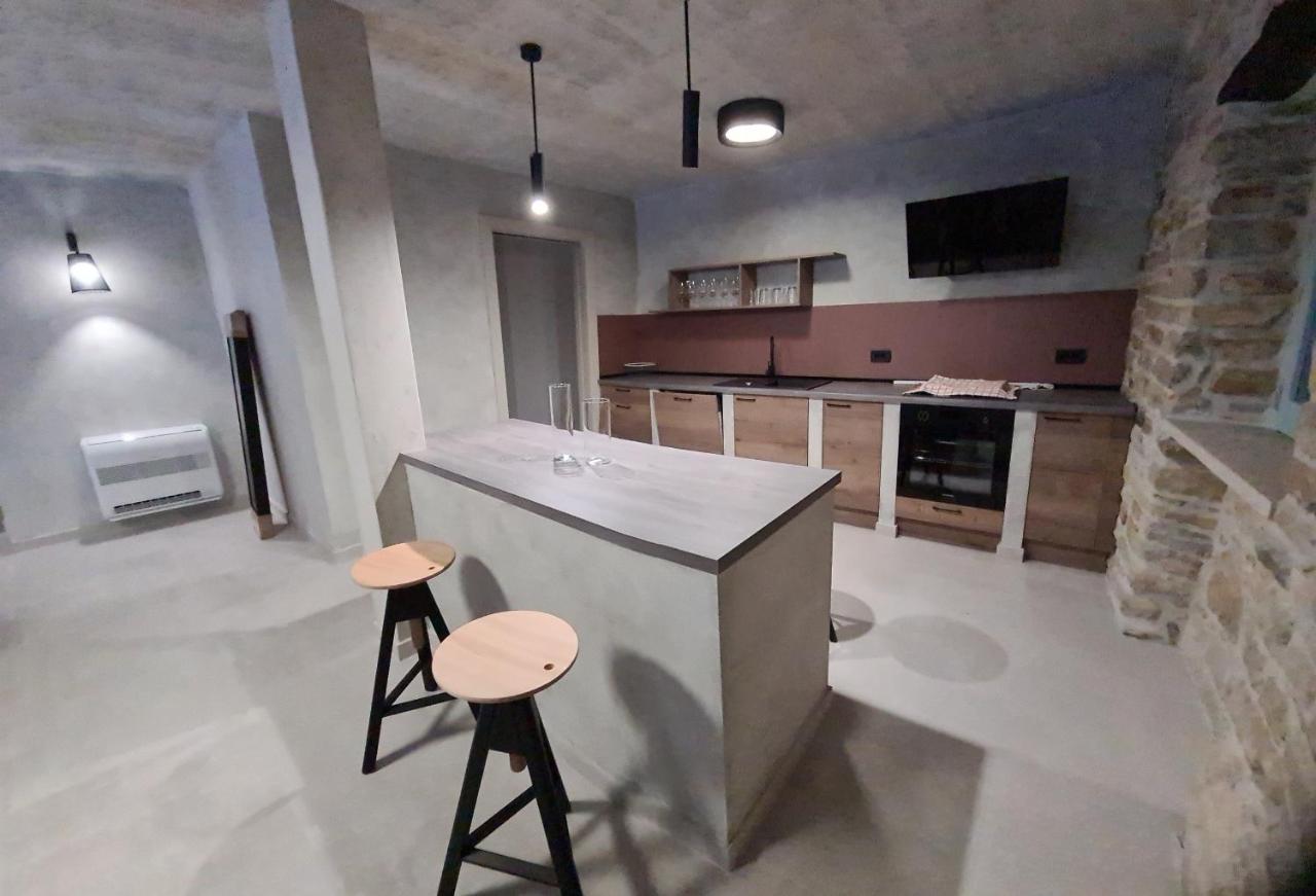 Casa Jovanin リヴァデ エクステリア 写真