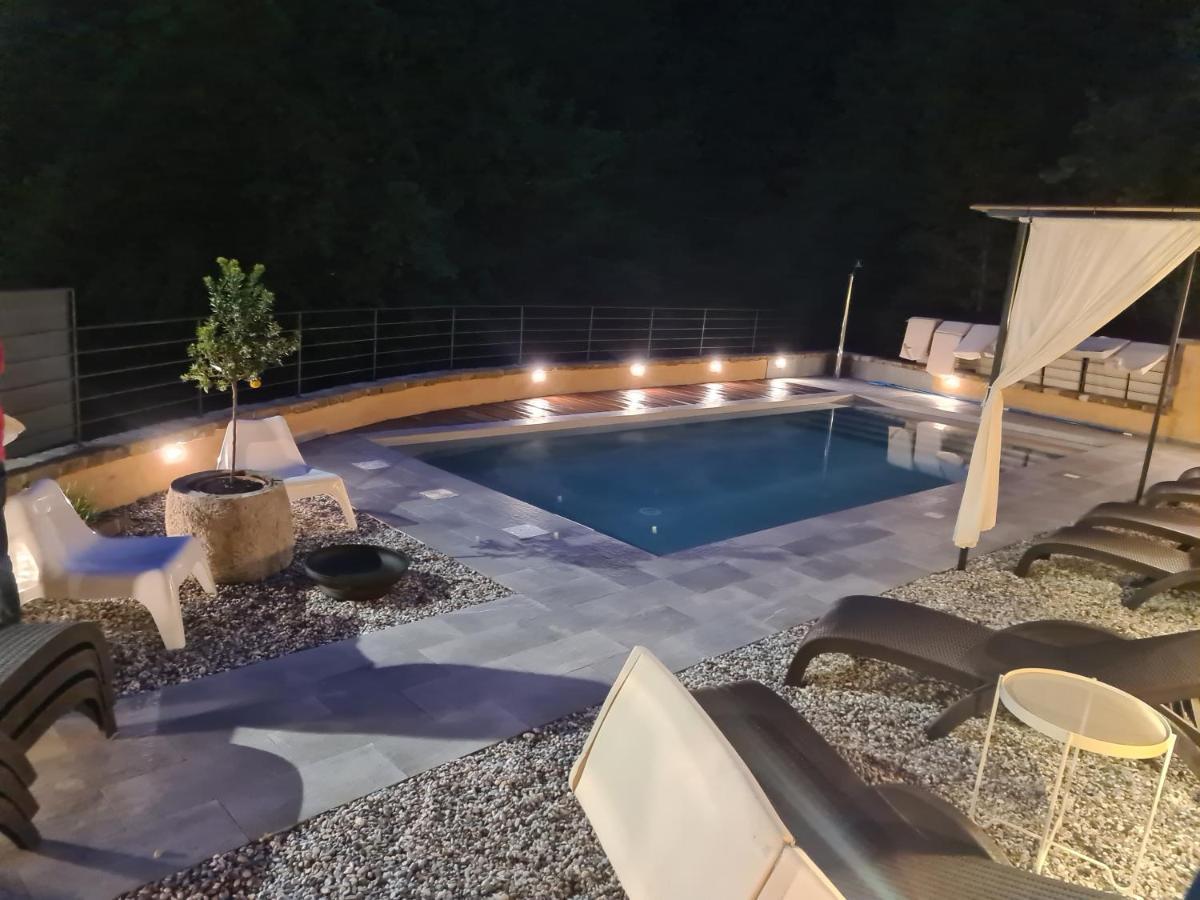 Casa Jovanin リヴァデ エクステリア 写真